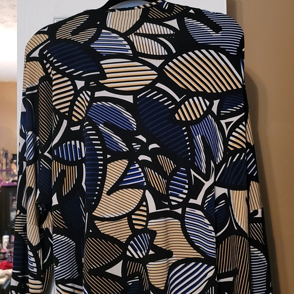 Geometric-patterned Blouse. Multicolored - Picture 4 of 5
